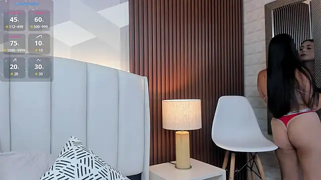 Julietasantos   online show from 02/16/26, 07:45