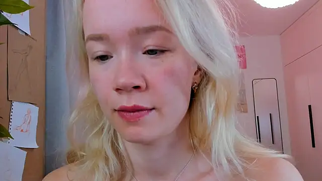 Snapshot of Lily_Young chatting on 06/22/26, 02:39 Lily Young online show from 06/22/26, 02:39