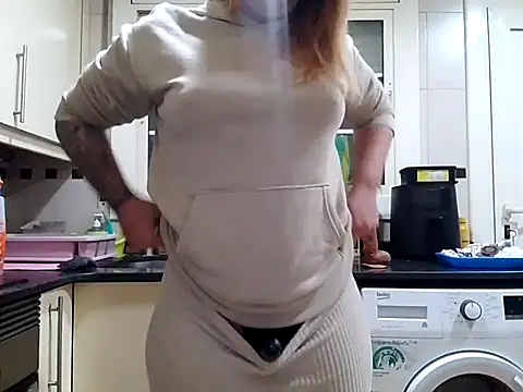 Dakota Blonde08 online show from 11/05/25, 06:11