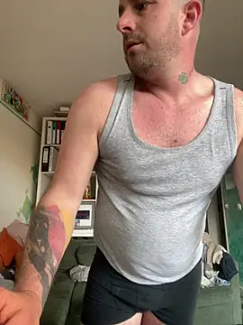 Fuckbuddy36 online show from 03/19/26, 04:40