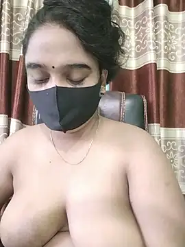 Snapshot of Kotha_-Moni chatting on 09/10/25, 12:31 Kotha -Moni online show from 09/10/25, 12:31