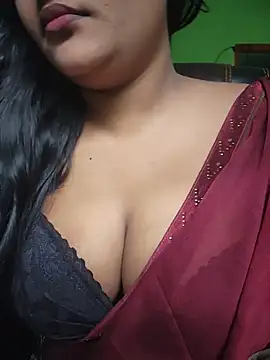 Snapshot of Kotha_-Moni chatting on 06/17/26, 02:00 Kotha -Moni online show from 06/17/26, 02:00