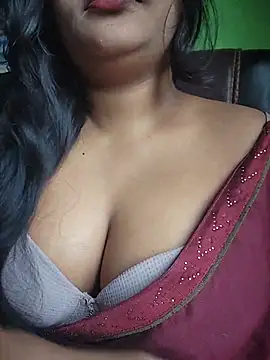 Snapshot of Kotha_-Moni chatting on 07/02/26, 01:39 Kotha -Moni online show from 07/02/26, 01:39