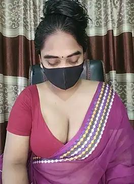 Snapshot of Kotha_-Moni chatting on 10/01/25, 01:33 Kotha -Moni online show from 10/01/25, 01:33