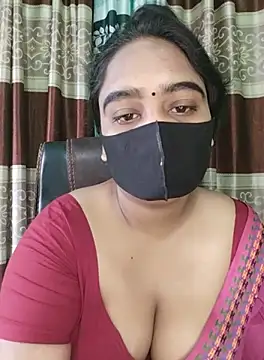 Snapshot of Kotha_-Moni chatting on 09/23/25, 01:45 Kotha -Moni online show from 09/23/25, 01:45