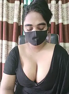 Snapshot of Kotha_-Moni chatting on 10/10/25, 01:28 Kotha -Moni online show from 10/10/25, 01:28