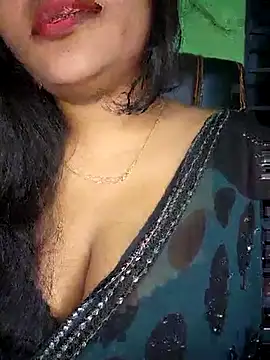 Snapshot of Kotha_-Moni chatting on 07/15/26, 03:30 Kotha -Moni online show from 07/15/26, 03:30