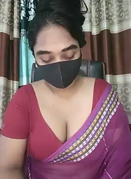Snapshot of Kotha_-Moni chatting on 10/11/25, 12:55 Kotha -Moni online show from 10/11/25, 12:55