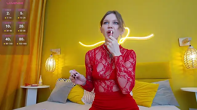 lessysweety online show from 11/17/25, 03:32