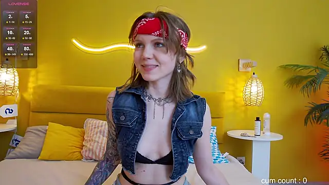 lessysweety online show from 10/01/25, 03:00