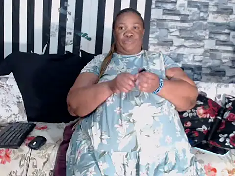 BigHotMatureXx online show from 11/19/25, 08:03