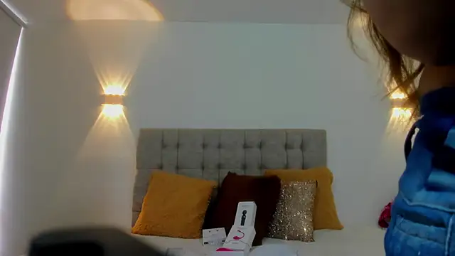 Carolina hernandez22 online show from 09/24/25, 02:12