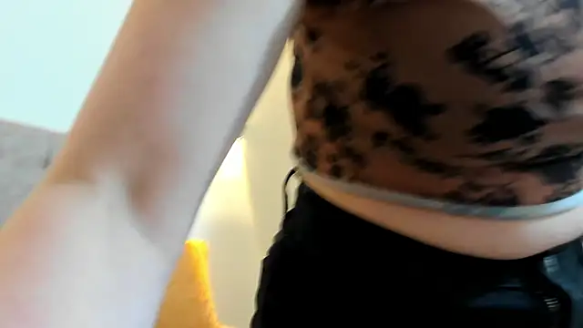 Carolina hernandez22 online show from 03/02/26, 12:23