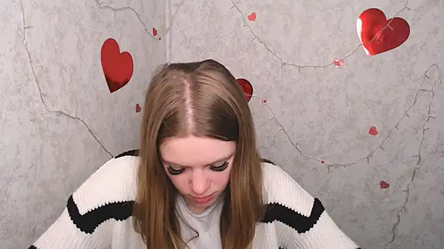 Snapshot of AliceFlirtt_ chatting on 03/07/25, 02:34 AliceFlirtt online show from 03/07/25, 02:34