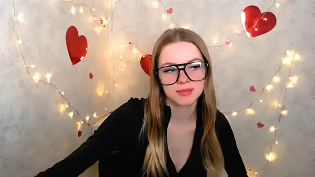 Snapshot of AliceFlirtt_ chatting on 02/27/25, 09:40 AliceFlirtt online show from 02/27/25, 09:40