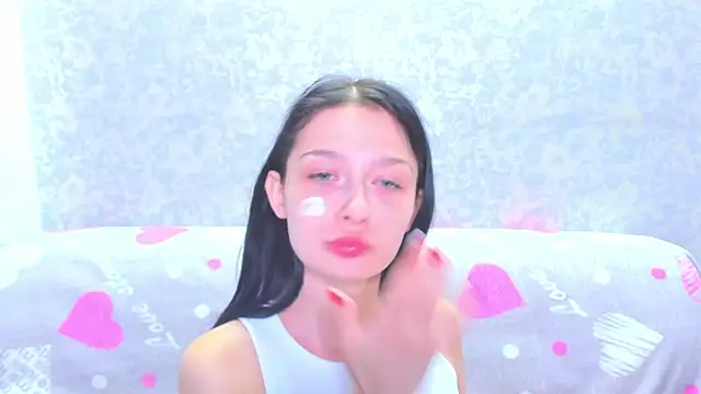 Snapshot of Vanessa_Florence chatting on 07/16/26, 01:24 Vanessa Florence online show from 07/16/26, 01:24