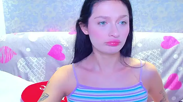 Vanessa Florence online show from 11/28/25, 02:01