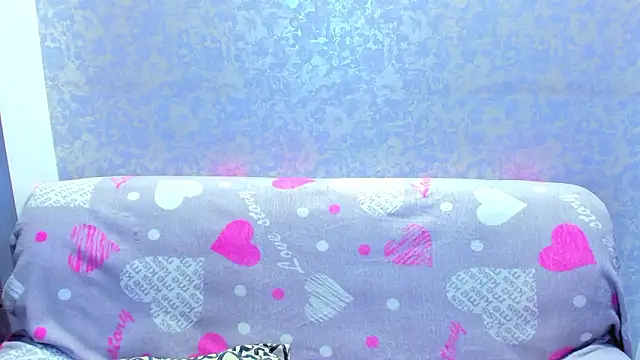 Snapshot of Vanessa_Florence chatting on 02/06/26, 01:23 Vanessa Florence online show from 02/06/26, 01:23