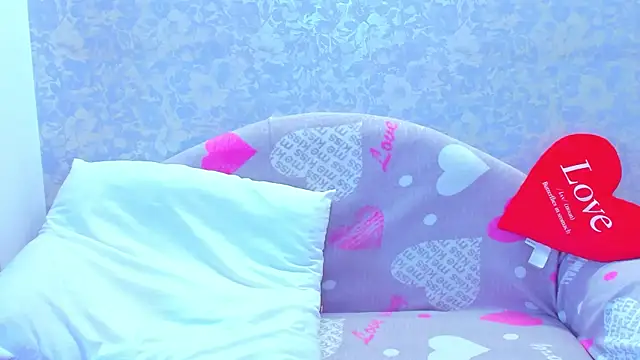 Vanessa Florence online show from 10/18/25, 04:36