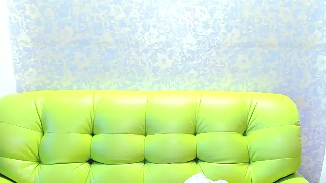 Snapshot of Vanessa_Florence chatting on 06/05/26, 12:59 Vanessa Florence online show from 06/05/26, 12:59