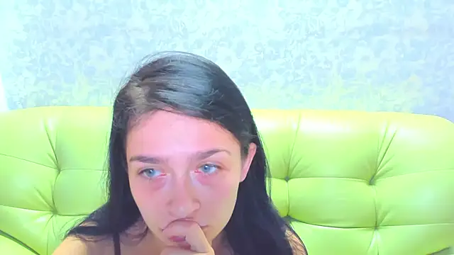 Snapshot of Vanessa_Florence chatting on 07/19/26, 01:14 Vanessa Florence online show from 07/19/26, 01:14