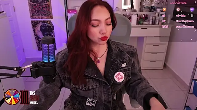 LilyVelvett online show from 05/30/26, 03:02