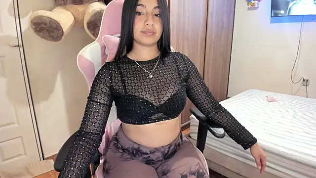 julieth hot69 online show from 03/31/26, 04:58