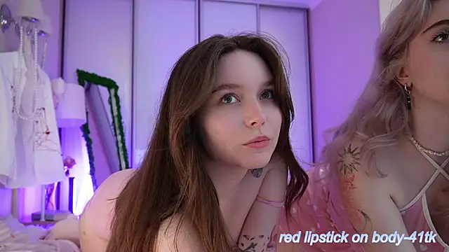 your favoritegirls online show from 05/12/26, 06:47