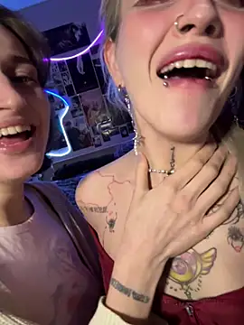 Dooubletroublee online show from 03/26/26, 01:04