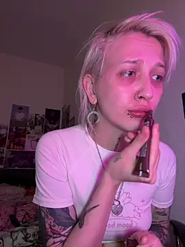 Dooubletroublee online show from 05/24/26, 03:39