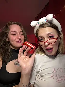 Dooubletroublee online show from 12/27/24, 02:36