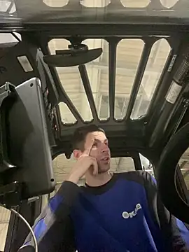 Ricoleckt online show from 03/06/25, 03:02