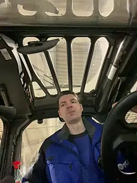 Ricoleckt online show from 03/03/25, 03:32