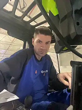 Ricoleckt online show from 10/22/25, 03:11