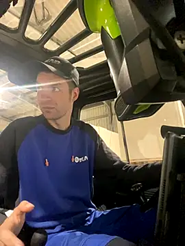 Ricoleckt online show from 09/17/25, 03:25