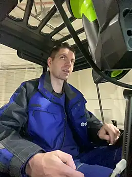 Ricoleckt online show from 02/17/25, 06:09