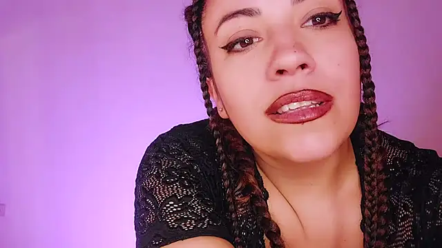 Snapshot of Latina_hot2024 chatting on 03/01/25, 12:39 Latina hot2024 online show from 03/01/25, 12:39