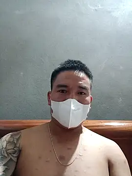 Snapshot of Vvvvvieett chatting on 10/24/25, 01:21 Vvvvvieett online show from 10/24/25, 01:21