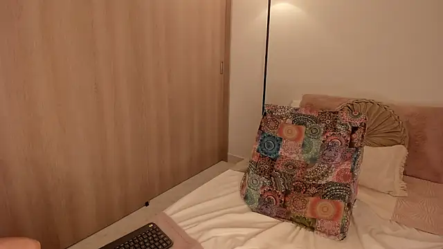 Lady lacey05 online show from 12/22/25, 12:00