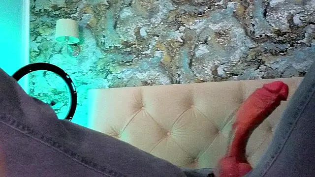 KateBleare online show from 02/01/26, 12:47