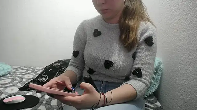 Luna girlhot  online show from 02/11/25, 07:38