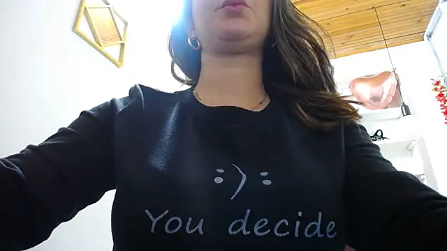 Luna girlhot  online show from 11/06/25, 08:46