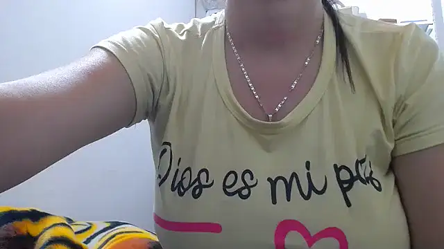 Luna girlhot  online show from 04/07/26, 02:30