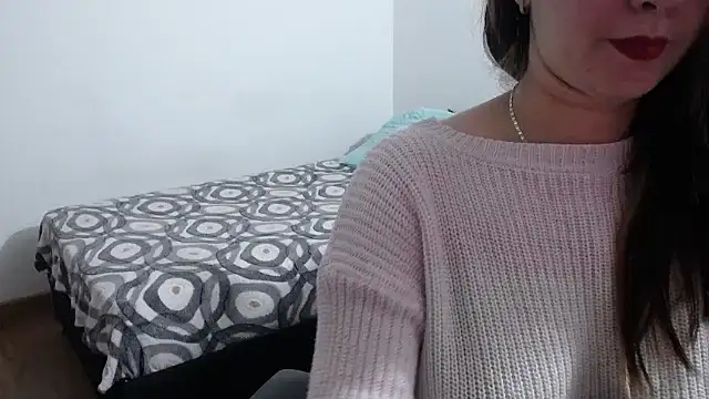 Luna girlhot  online show from 01/06/25, 03:20