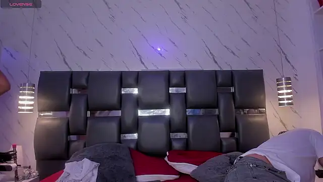 PittAndLunaa online show from 03/05/26, 12:35