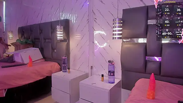 PittAndLunaa online show from 04/10/26, 12:45