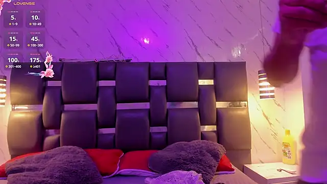 PittAndLunaa online show from 03/10/26, 12:31