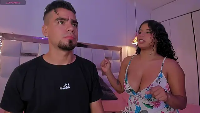 Snapshot of PittAndLunaa chatting on 12/02/25, 12:18 PittAndLunaa online show from 12/02/25, 12:18