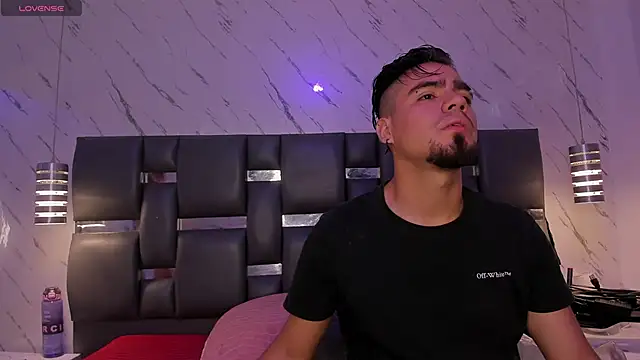 PittAndLunaa online show from 04/14/26, 12:21