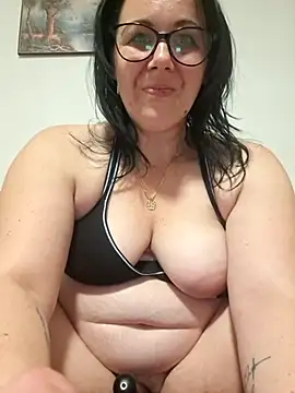 fekete demon online show from 02/17/26, 05:54